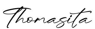 Thomasita Font Image